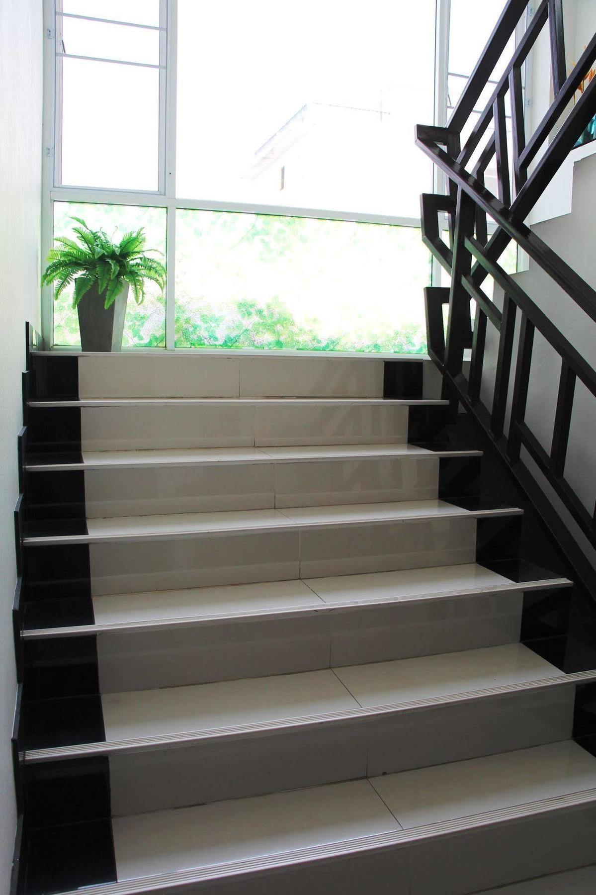 Modern Inn By Saifon Nong Khai Buitenkant foto